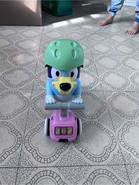 Vtech bluey scooter toy